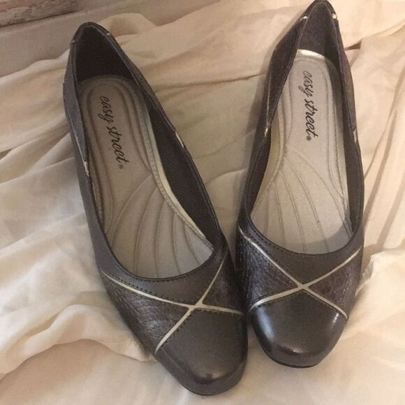 Easy street shoes - Picture 2 of 15